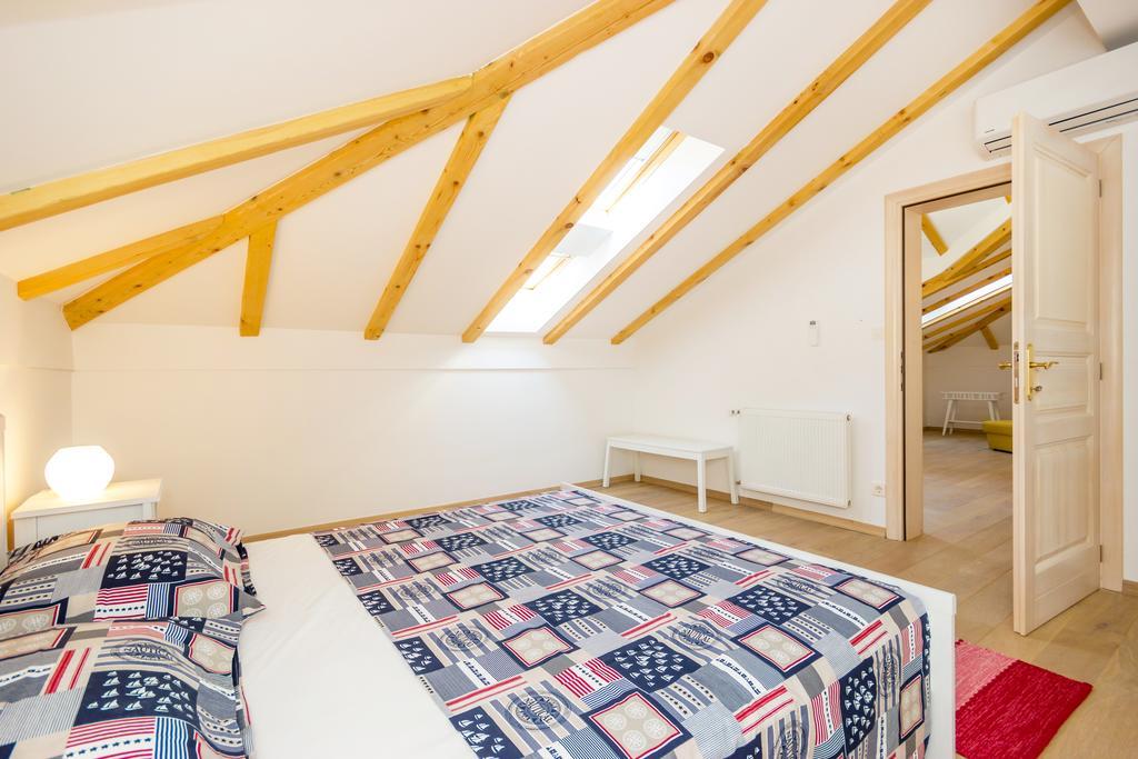 Apartment Barbina Kastelina Sveti Juraj Oda fotoğraf