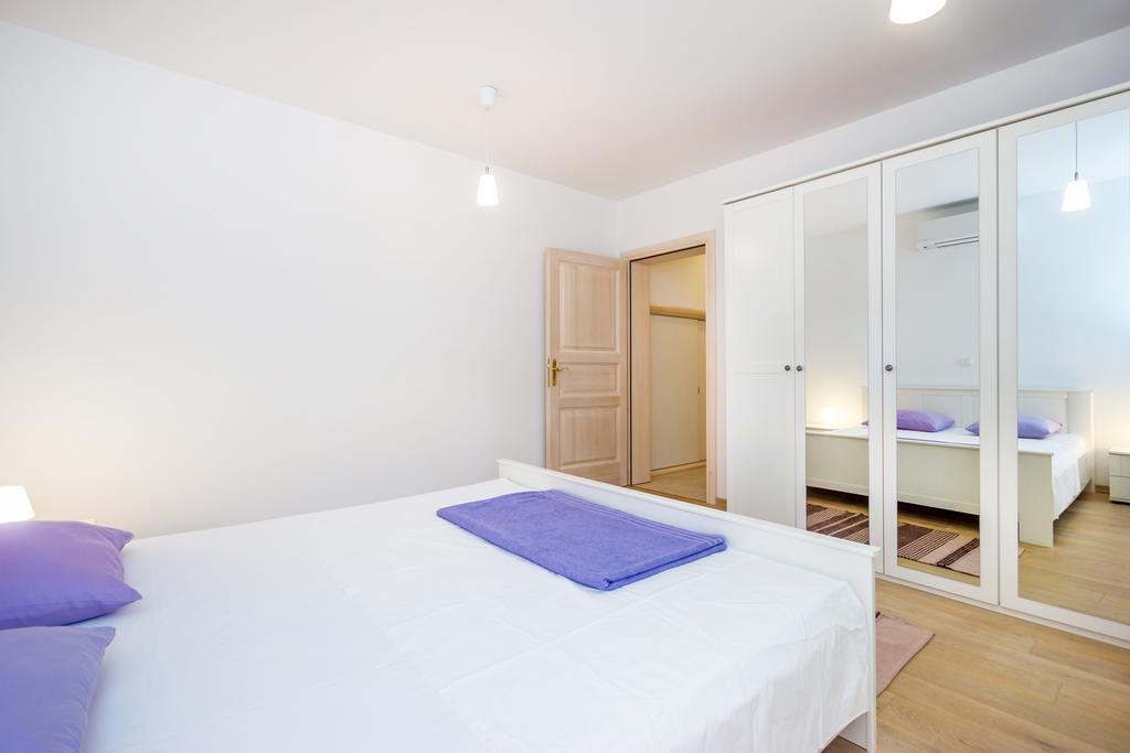 Apartment Barbina Kastelina Sveti Juraj Oda fotoğraf